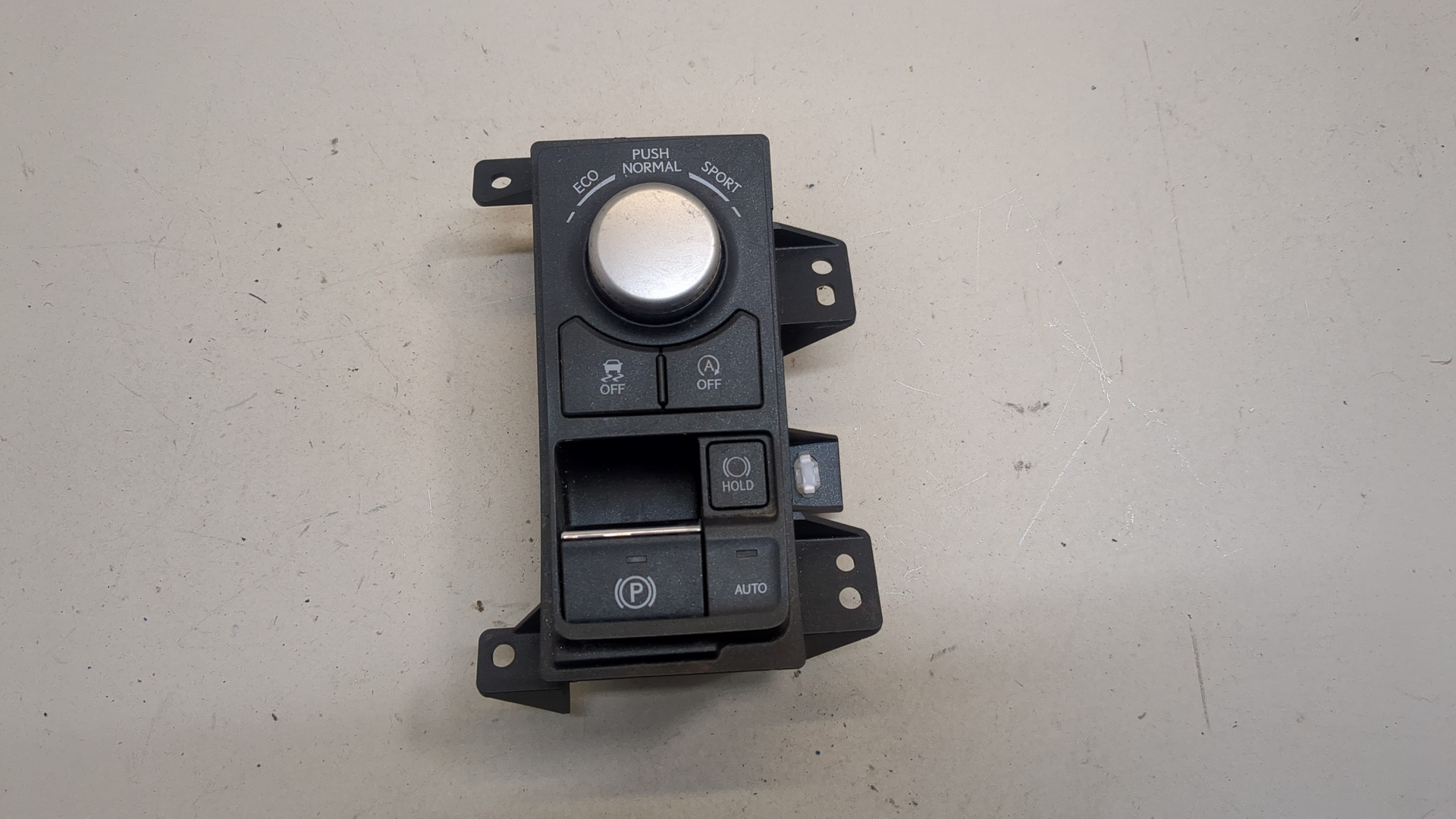 Кнопка переключения режимов подвески