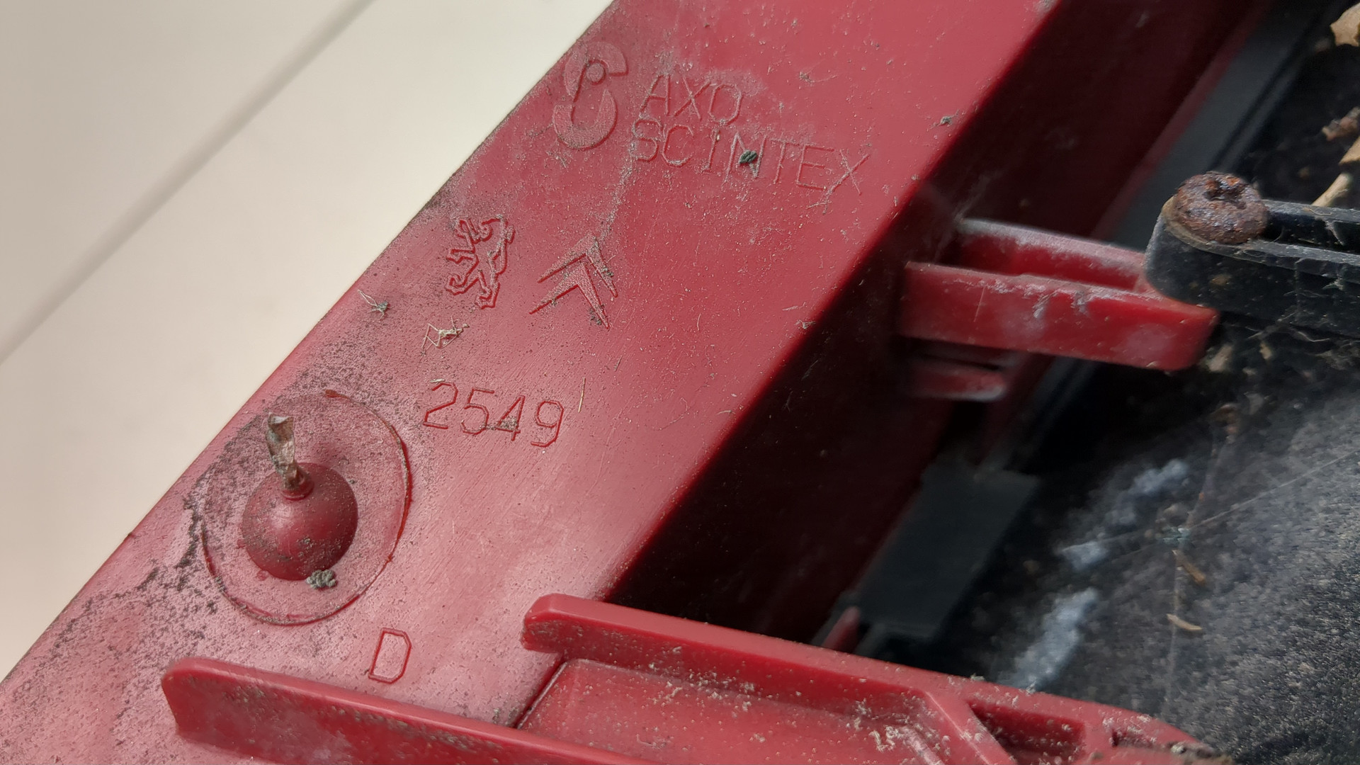 Фонарь задний правый