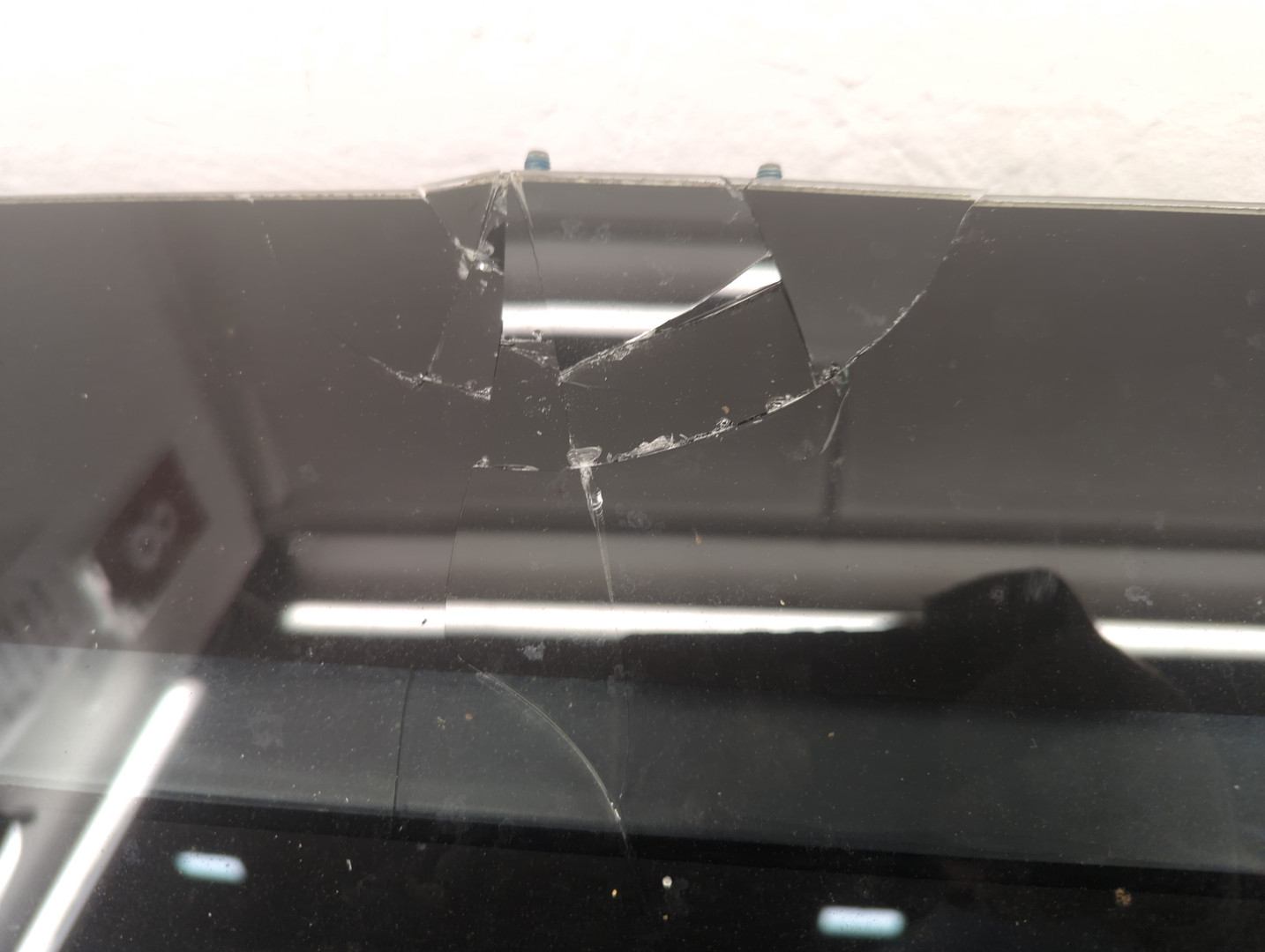 Дверь багажника