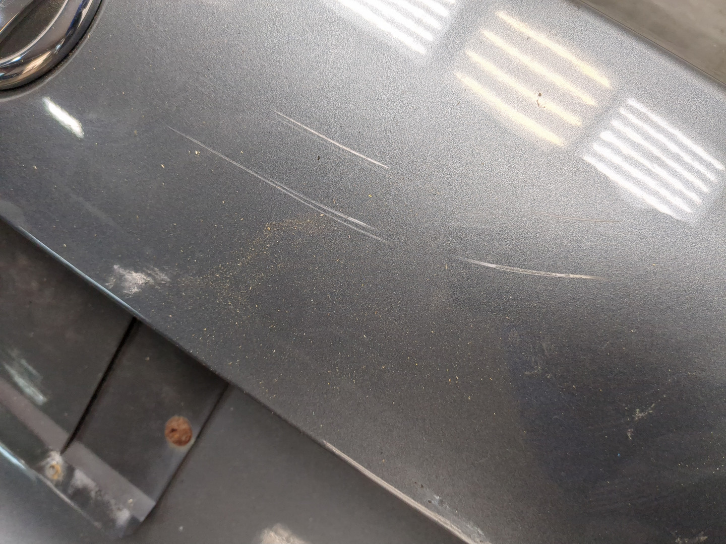 Дверь багажника