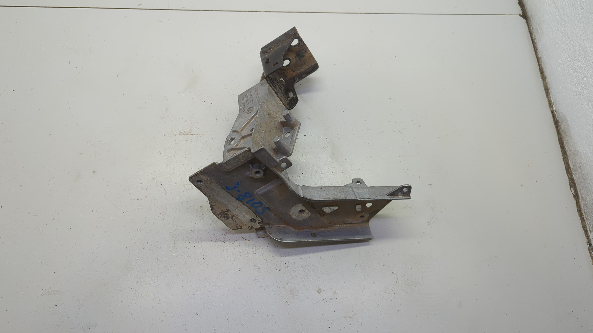 Кронштейн радиатора