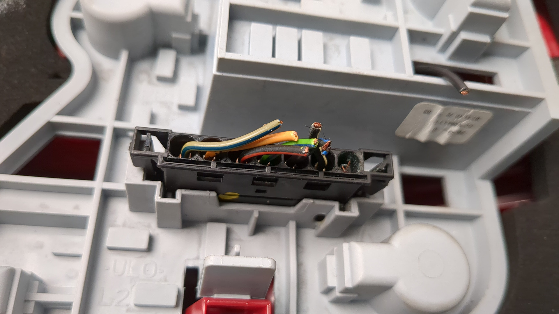 Фонарь задний левый