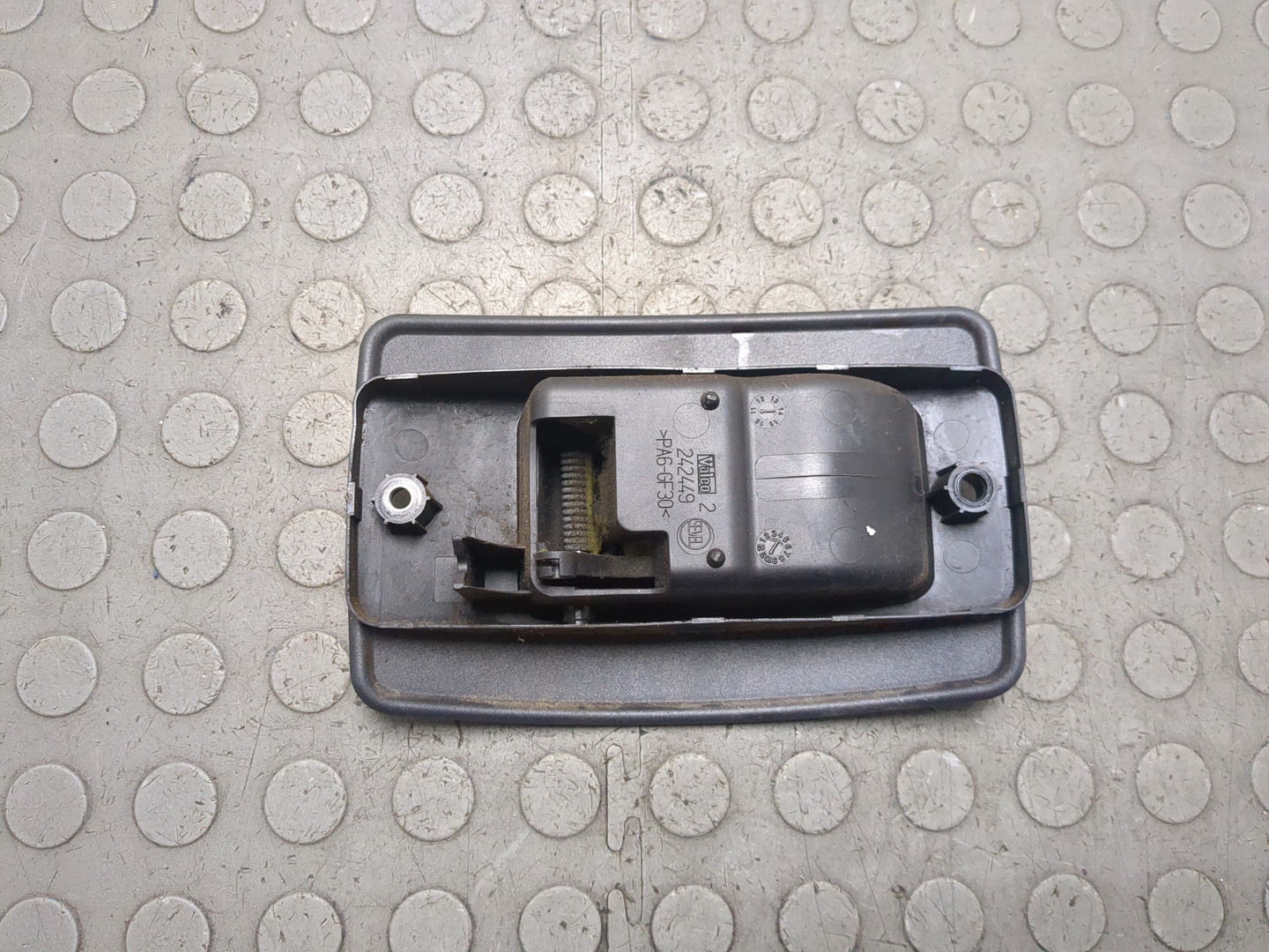 Ручка двери задней внутренняя правая