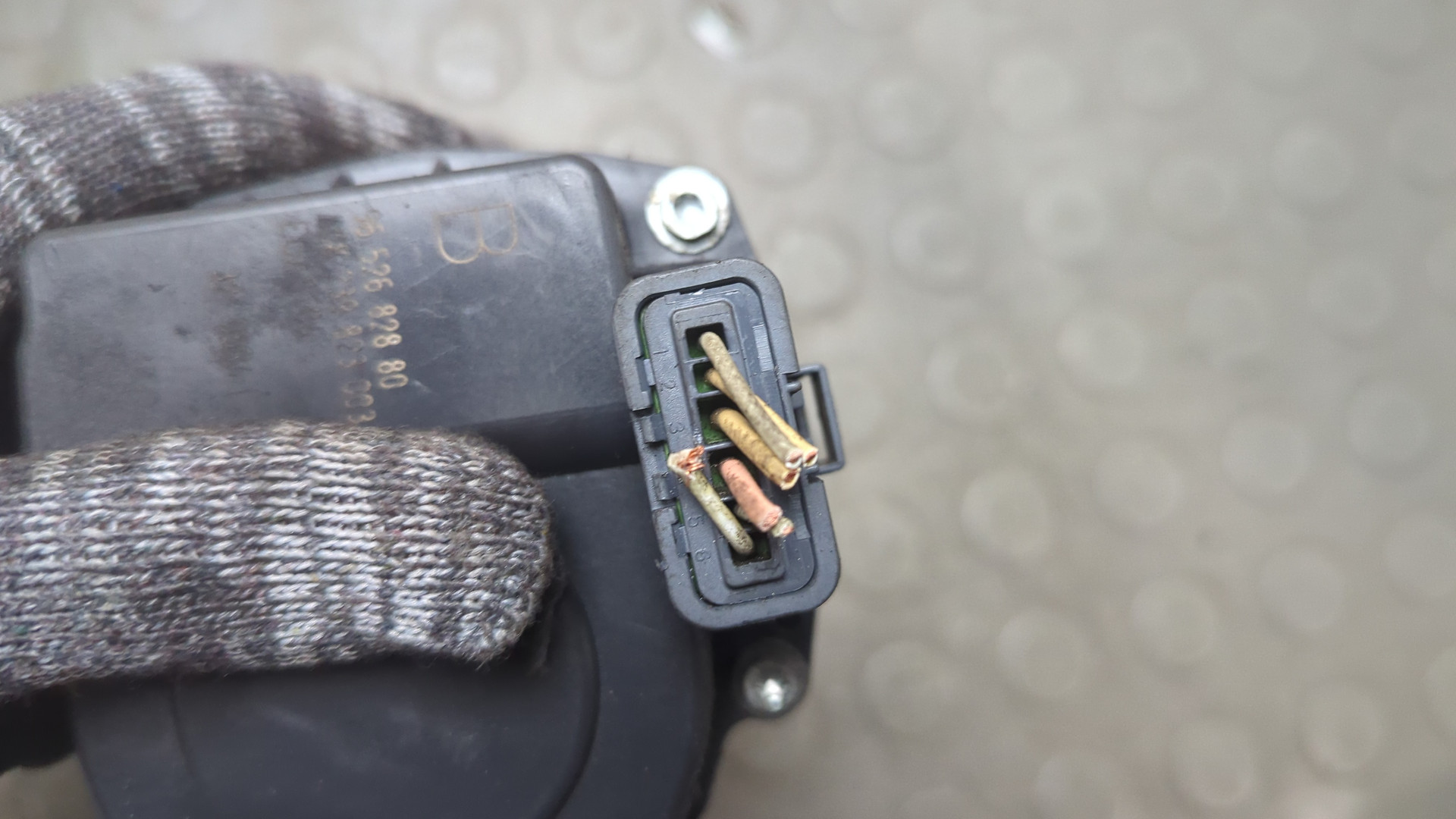 Заслонка дроссельная электрическая