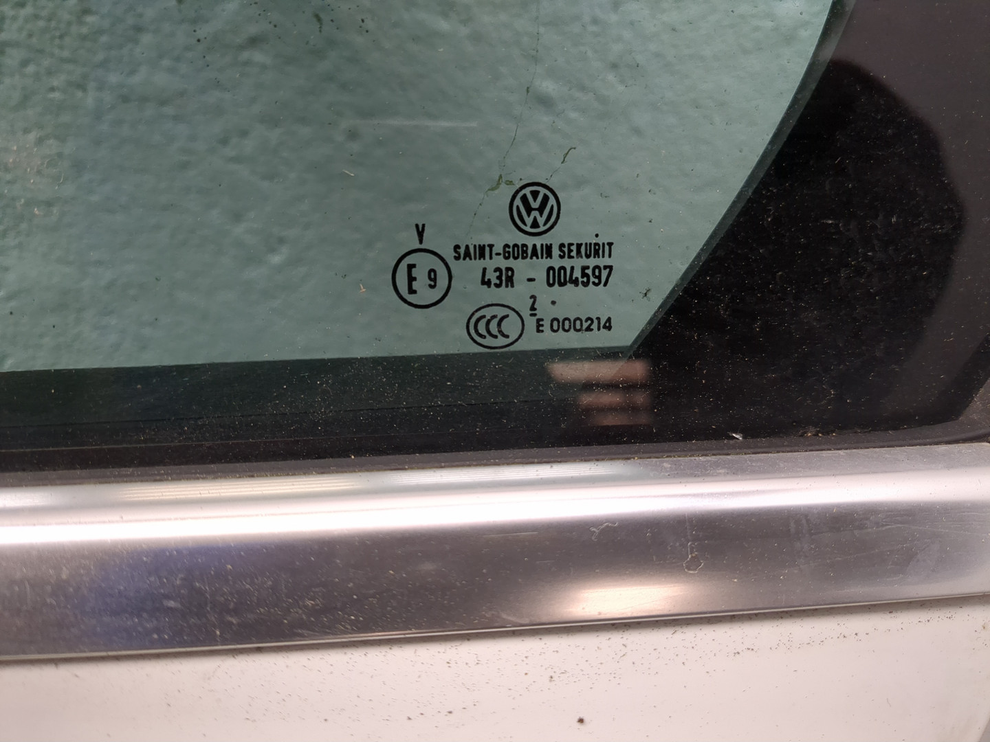 Дверь задняя левая