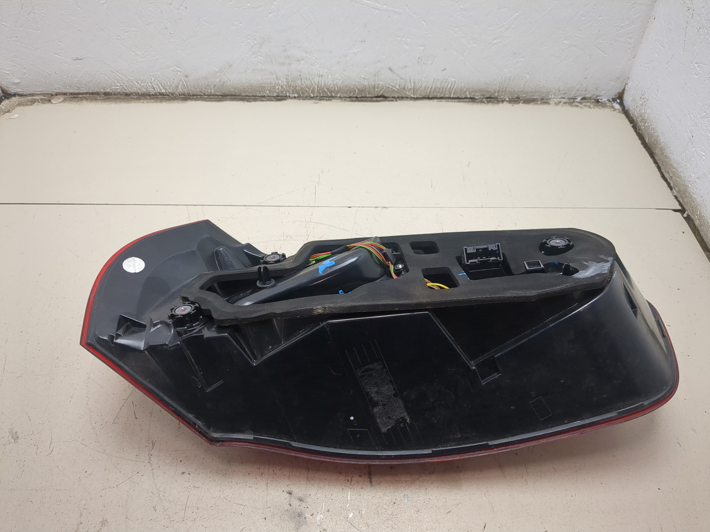 Фонарь задний правый