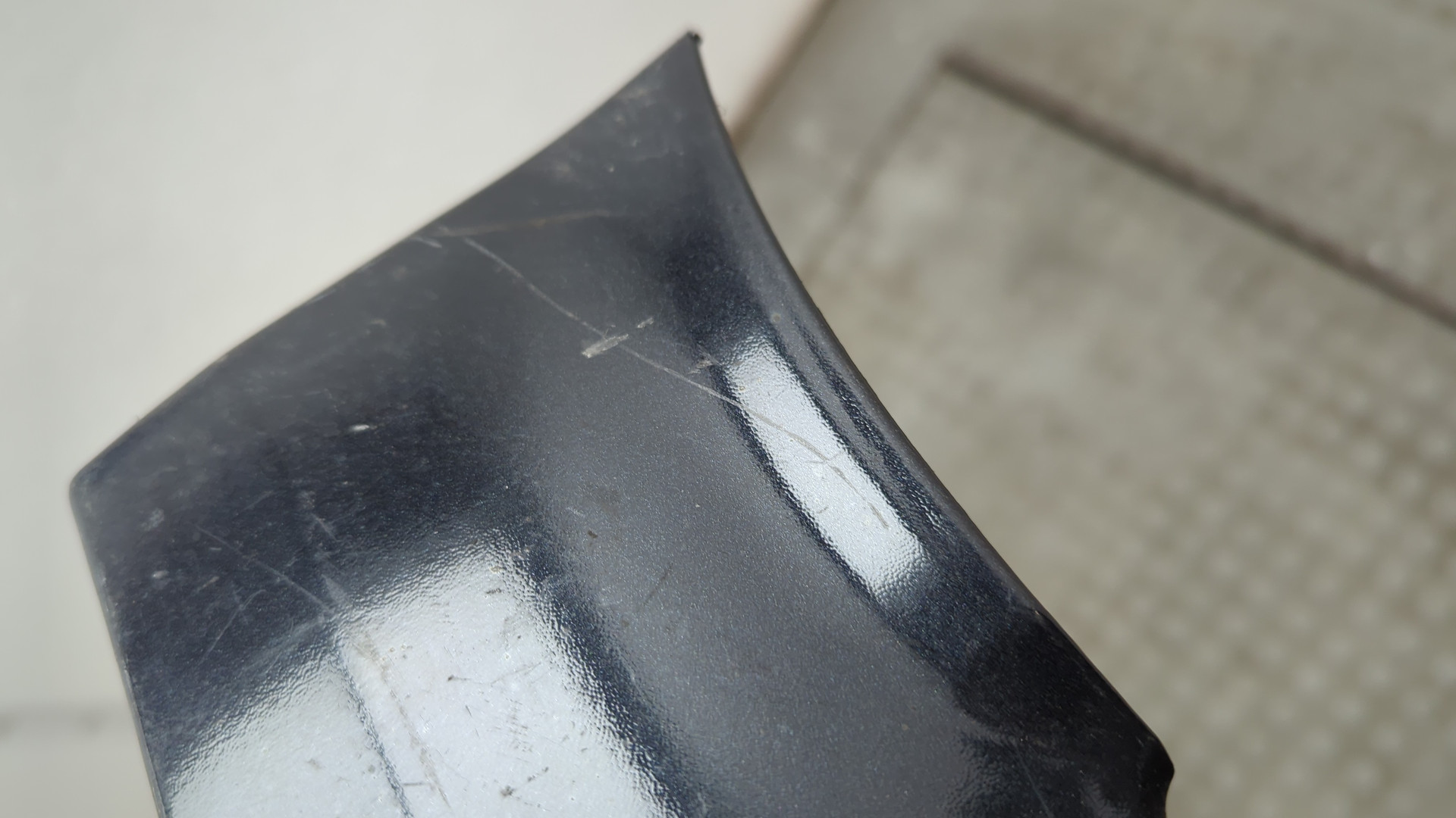 Накладка переднего крыла правого