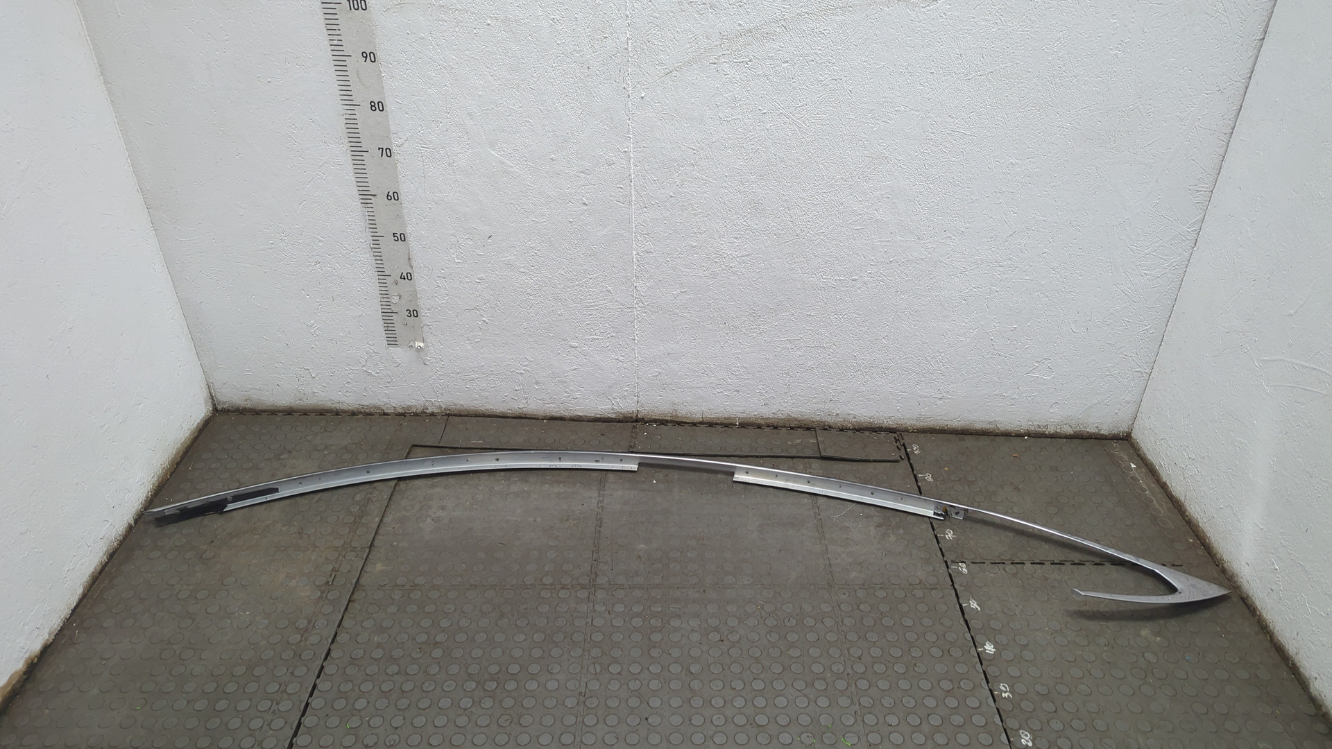 Молдинг крыши левый