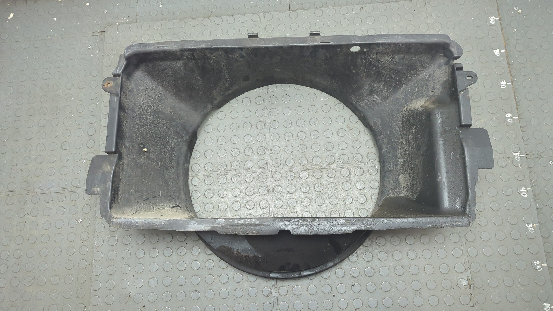 Диффузор вентилятора