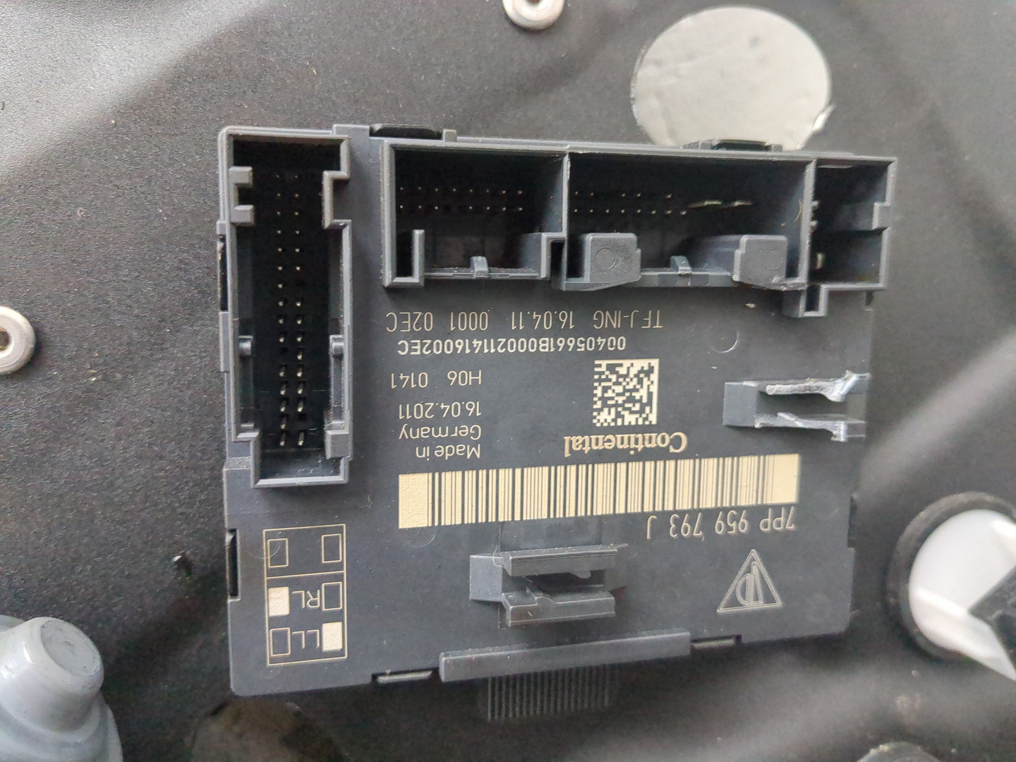 Стеклоподъемник электр. передний левый