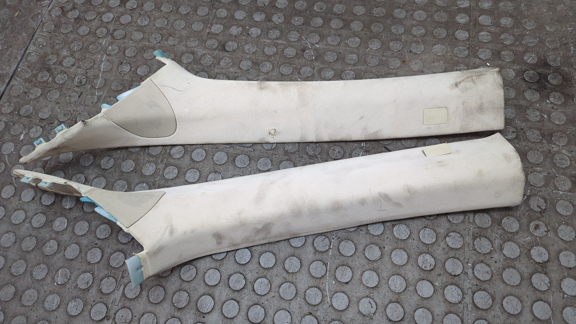 Обшивка стойки