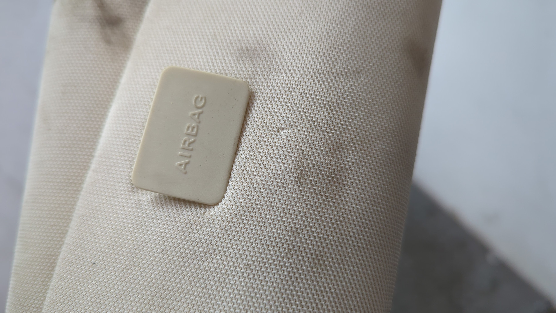 Обшивка стойки