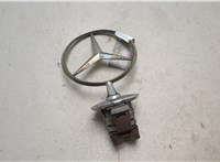 A2028800186 Эмблема Mercedes C W203 2000-2008 20765510 #1