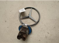 A2028800186 Эмблема Mercedes C W203 2000-2008 20765510 #2