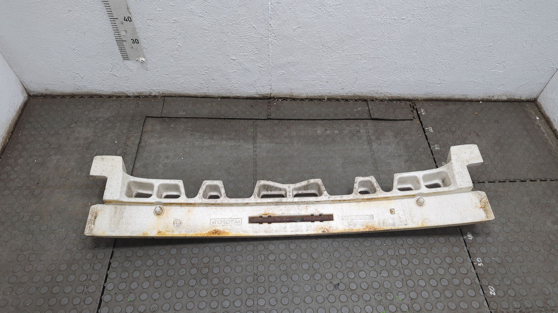 Наполнитель заднего бампера