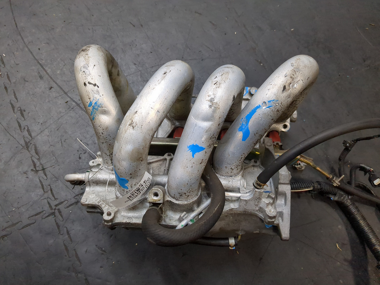 Коллектор впускной