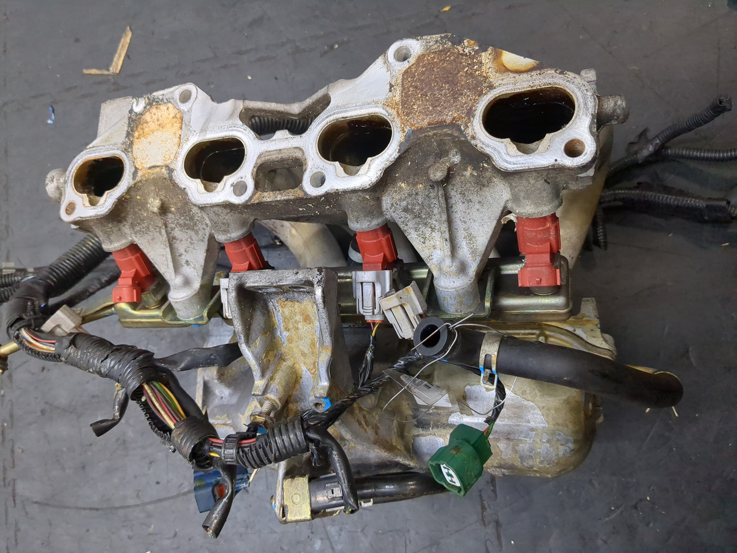 Коллектор впускной