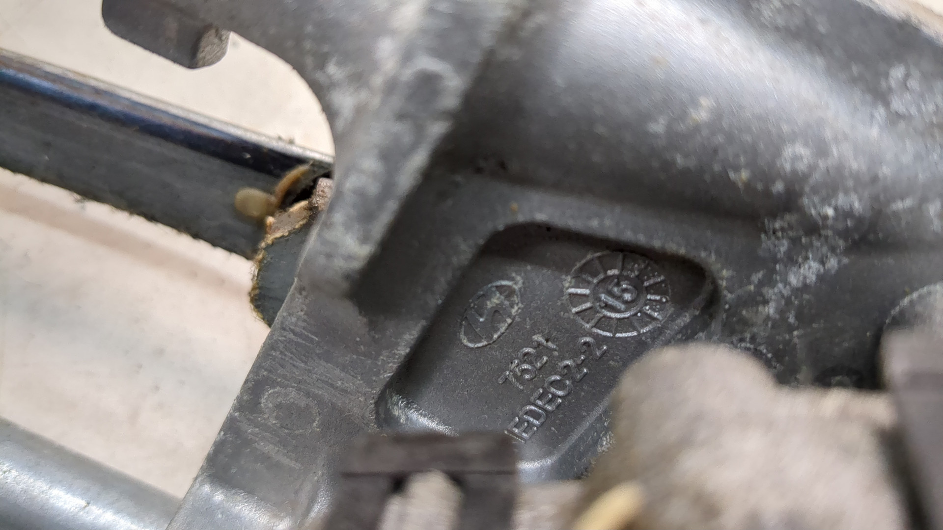 Трапеция стеклоочистителей