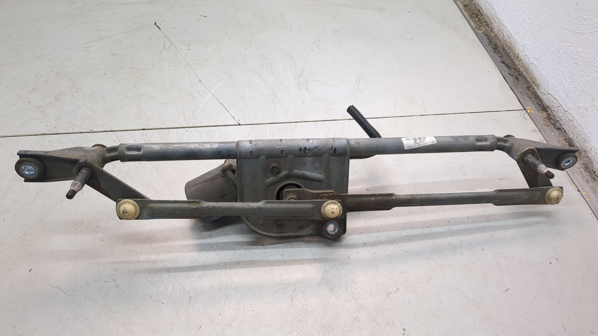 Трапеция стеклоочистителей