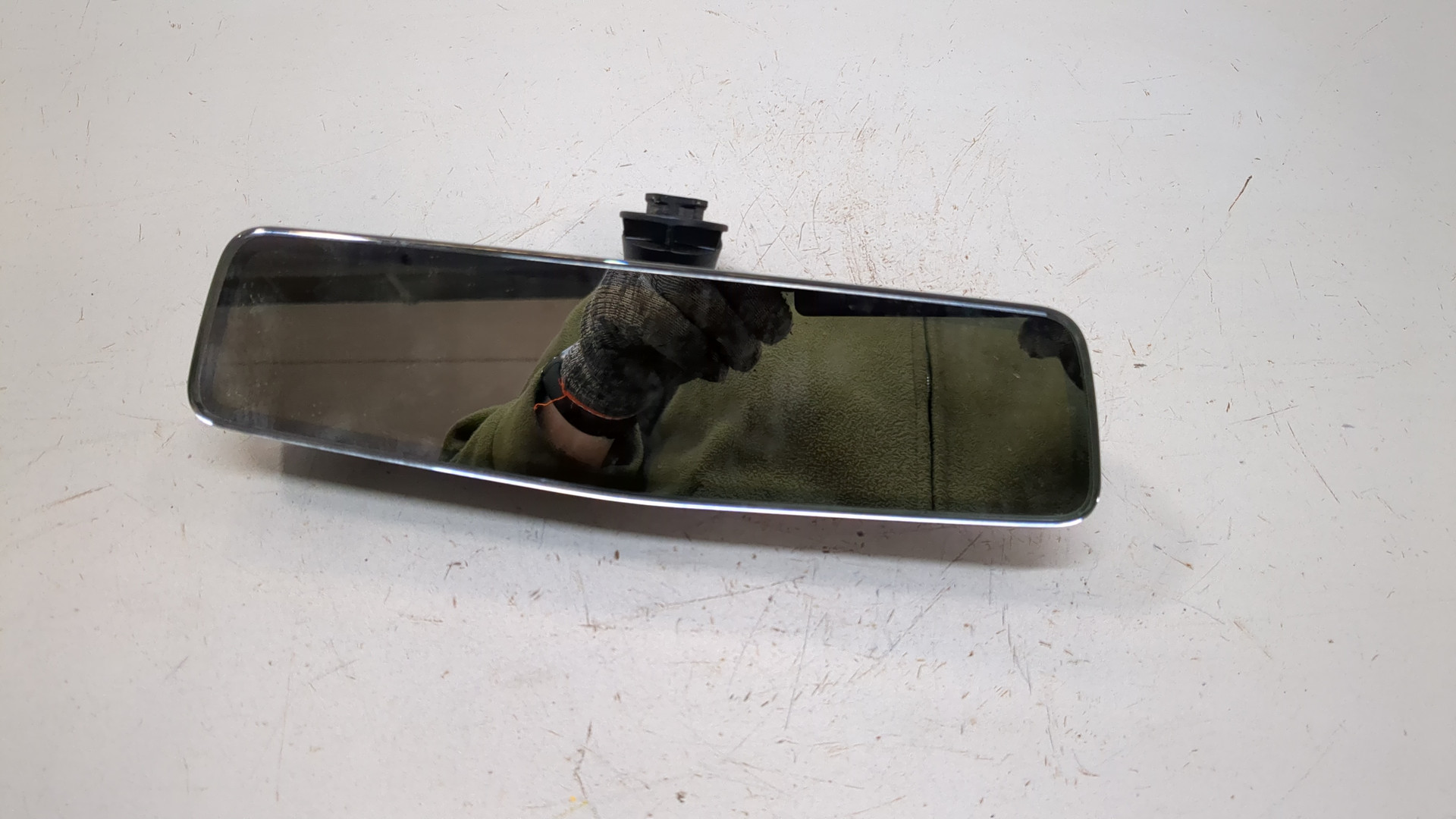 Зеркало заднего вида