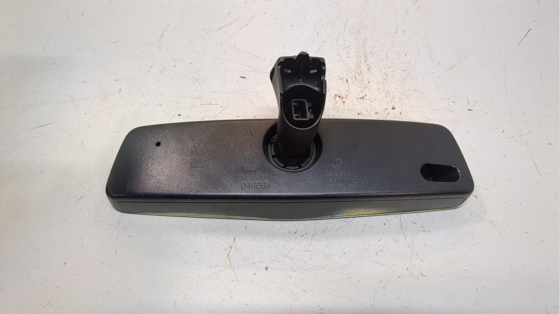 Зеркало заднего вида