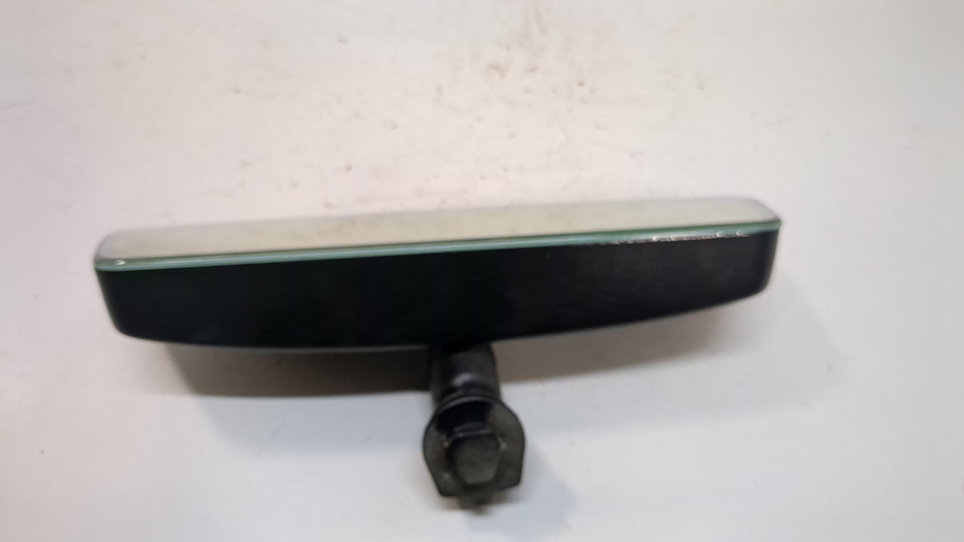 Зеркало заднего вида