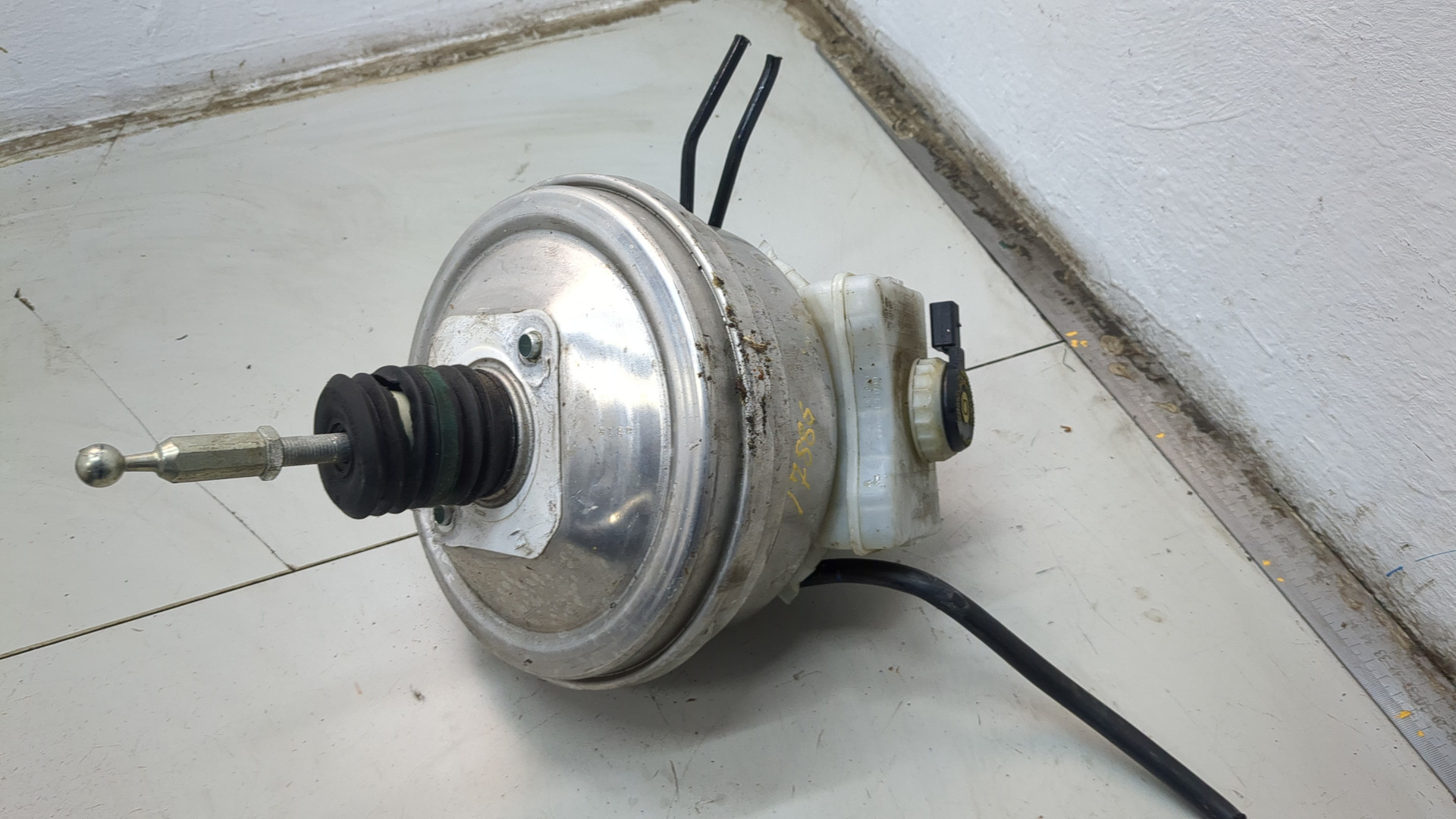 Цилиндр тормозной главный