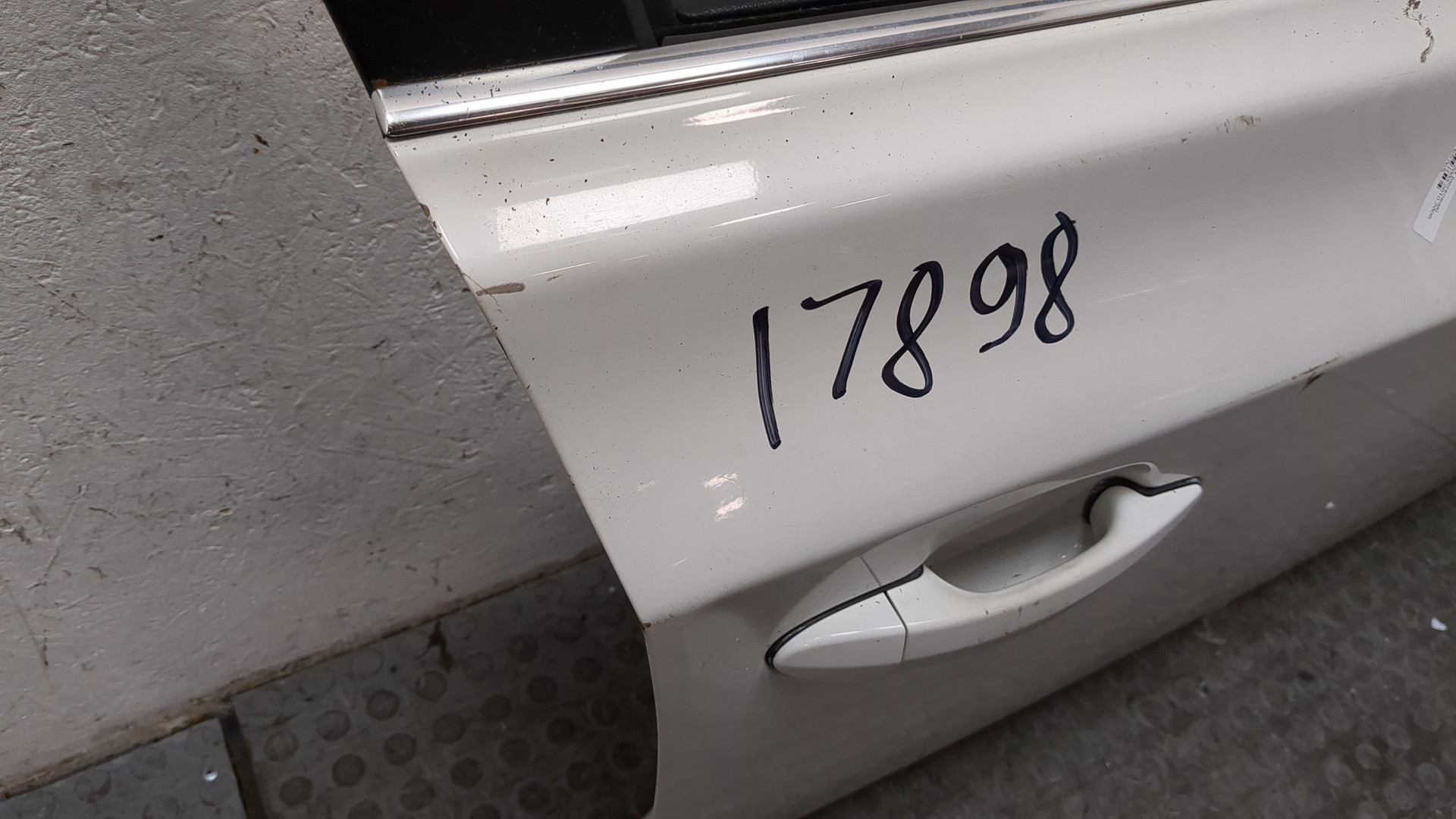 Дверь передняя правая