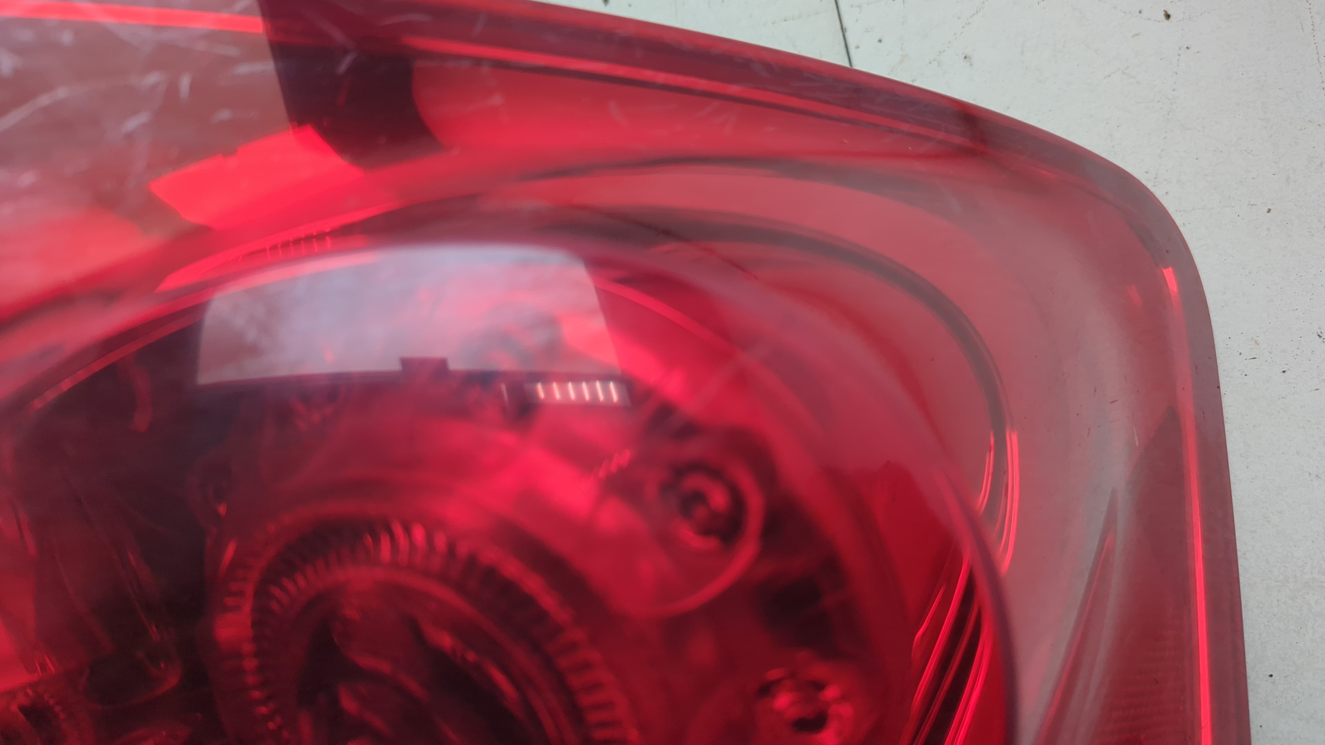 Фонарь задний правый