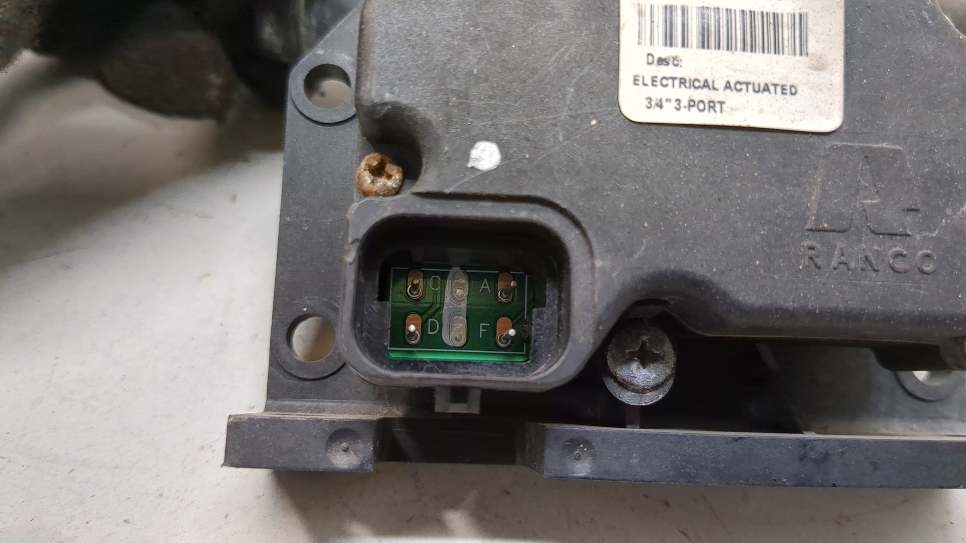 Клапан электромагнитный