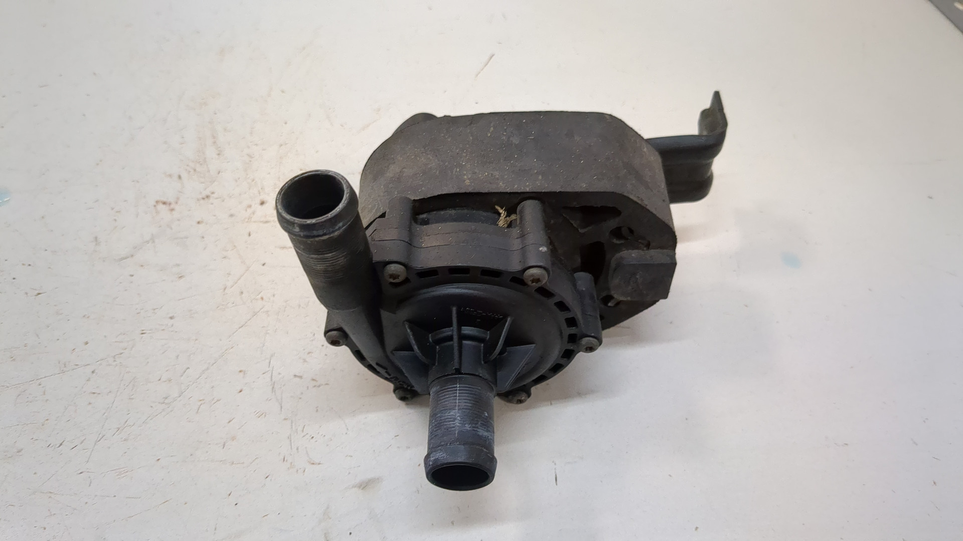 Насос водяной (помпа)