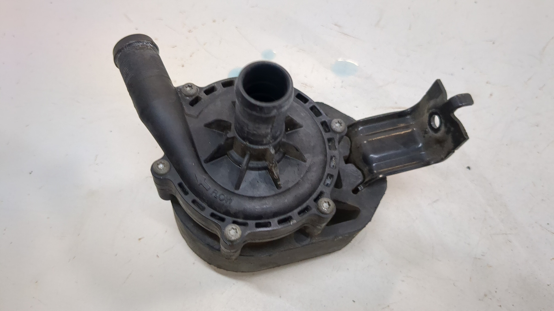 Насос водяной (помпа)