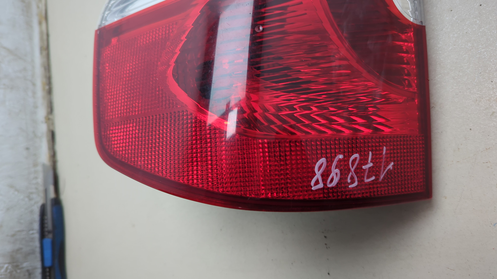 Фонарь задний левый