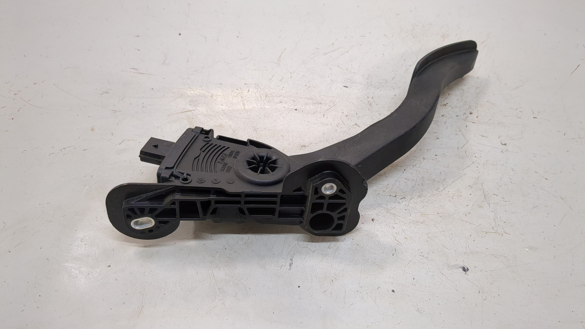 Педаль газа