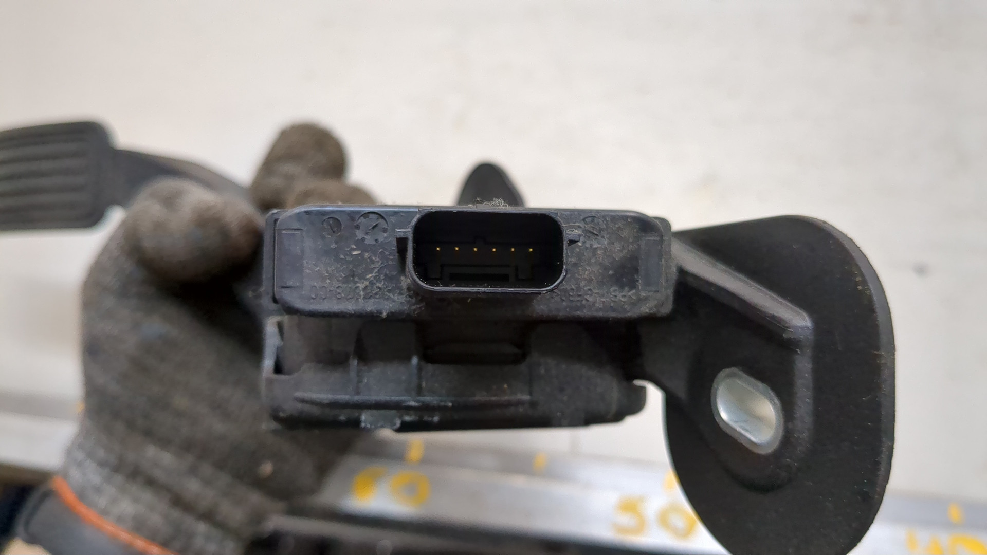 Педаль газа