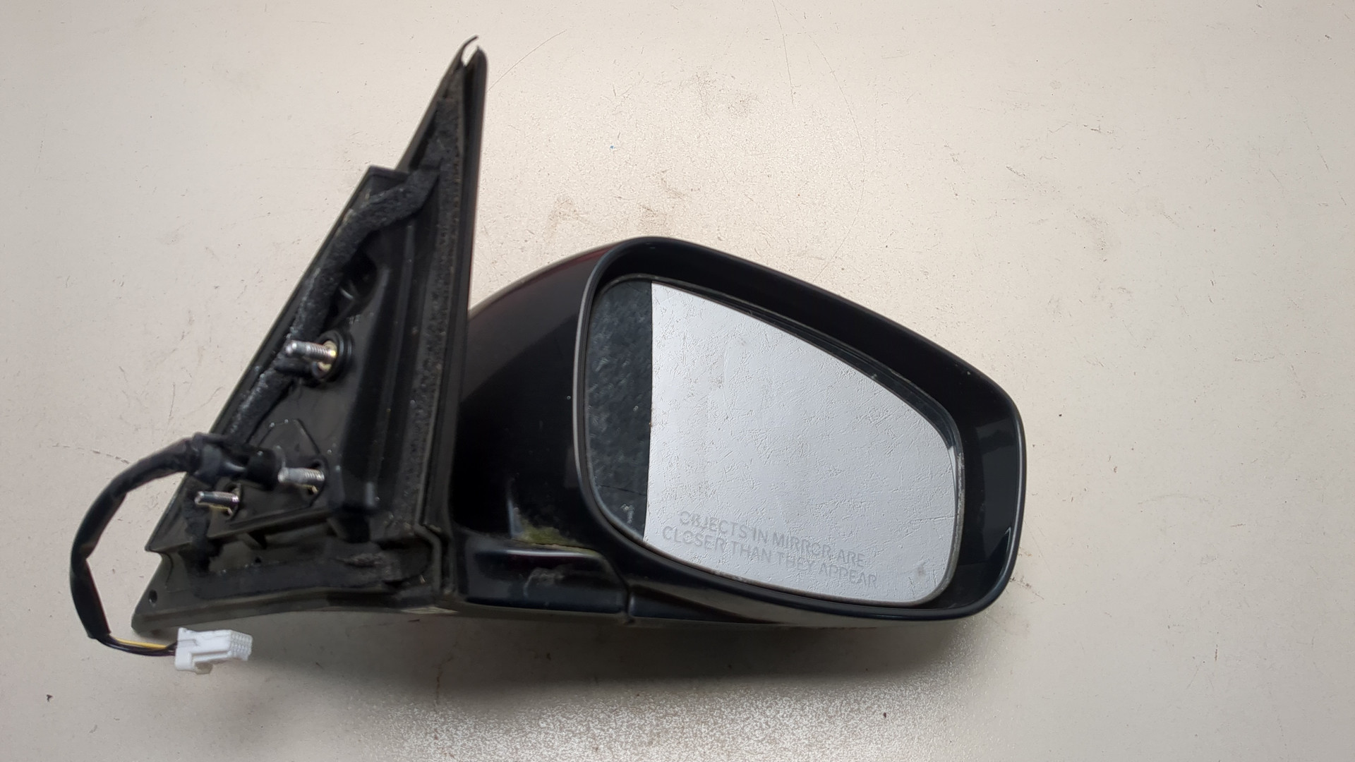 Зеркало правое электрическое