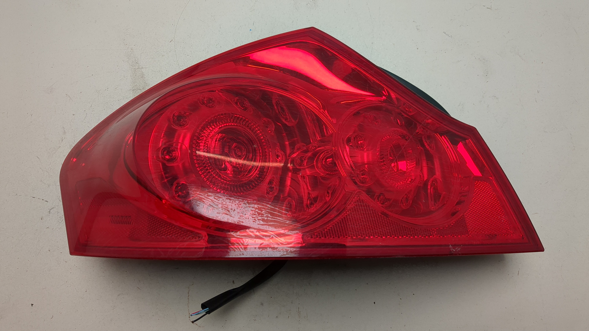 Фонарь задний левый