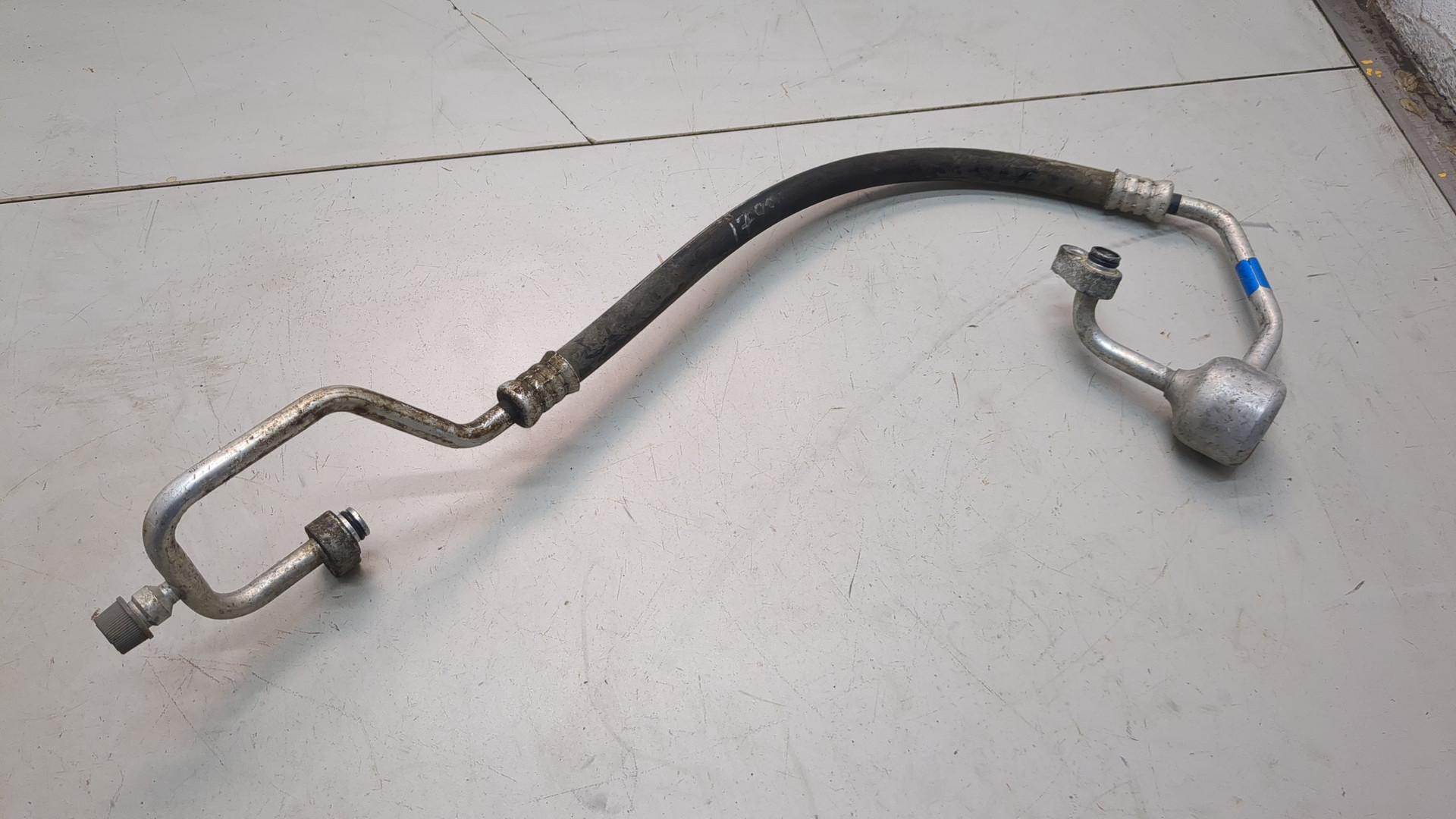 Трубка системы охлаждения