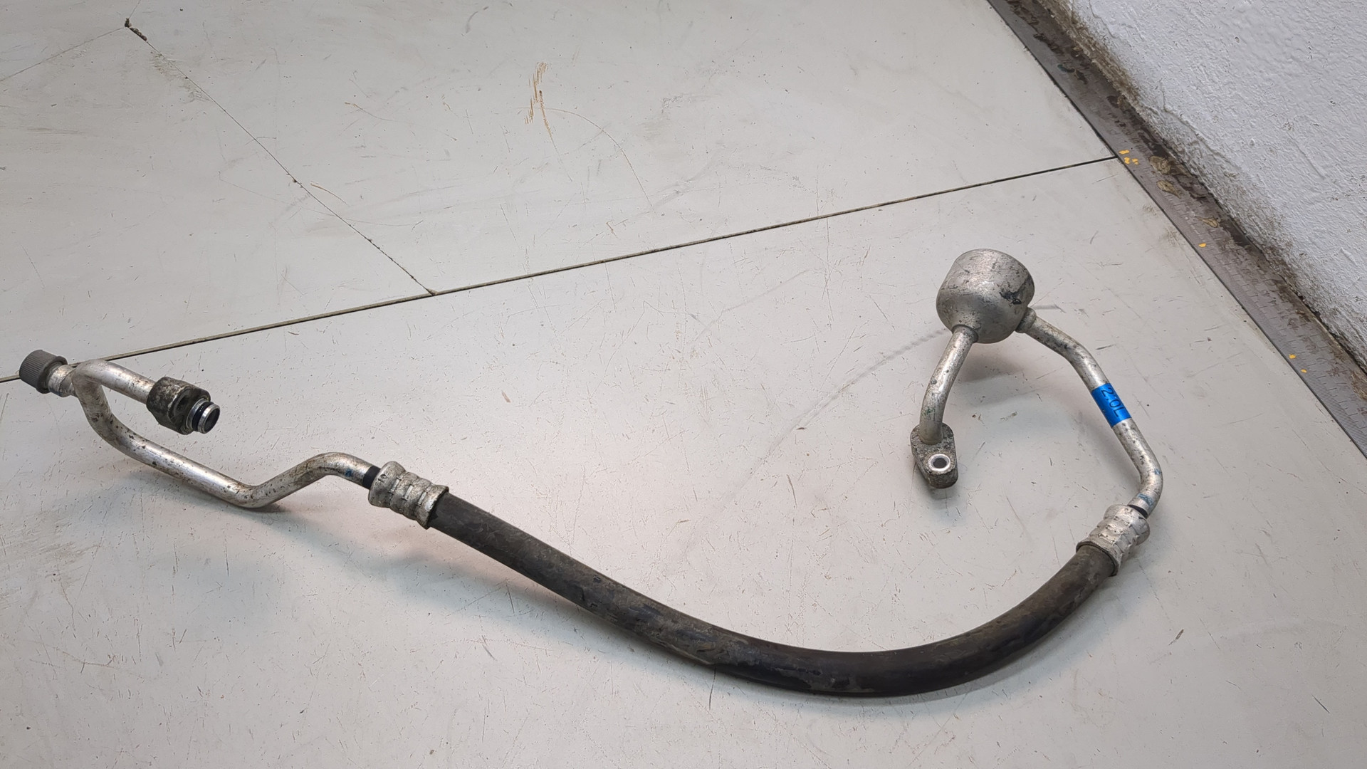 Трубка системы охлаждения