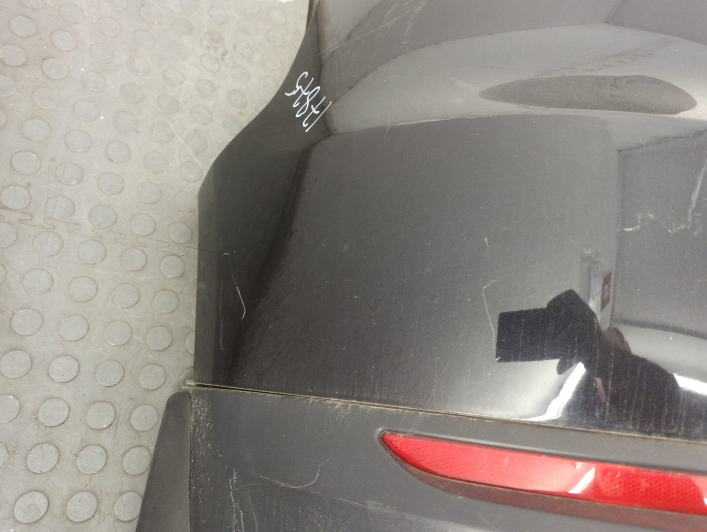 Бампер задний