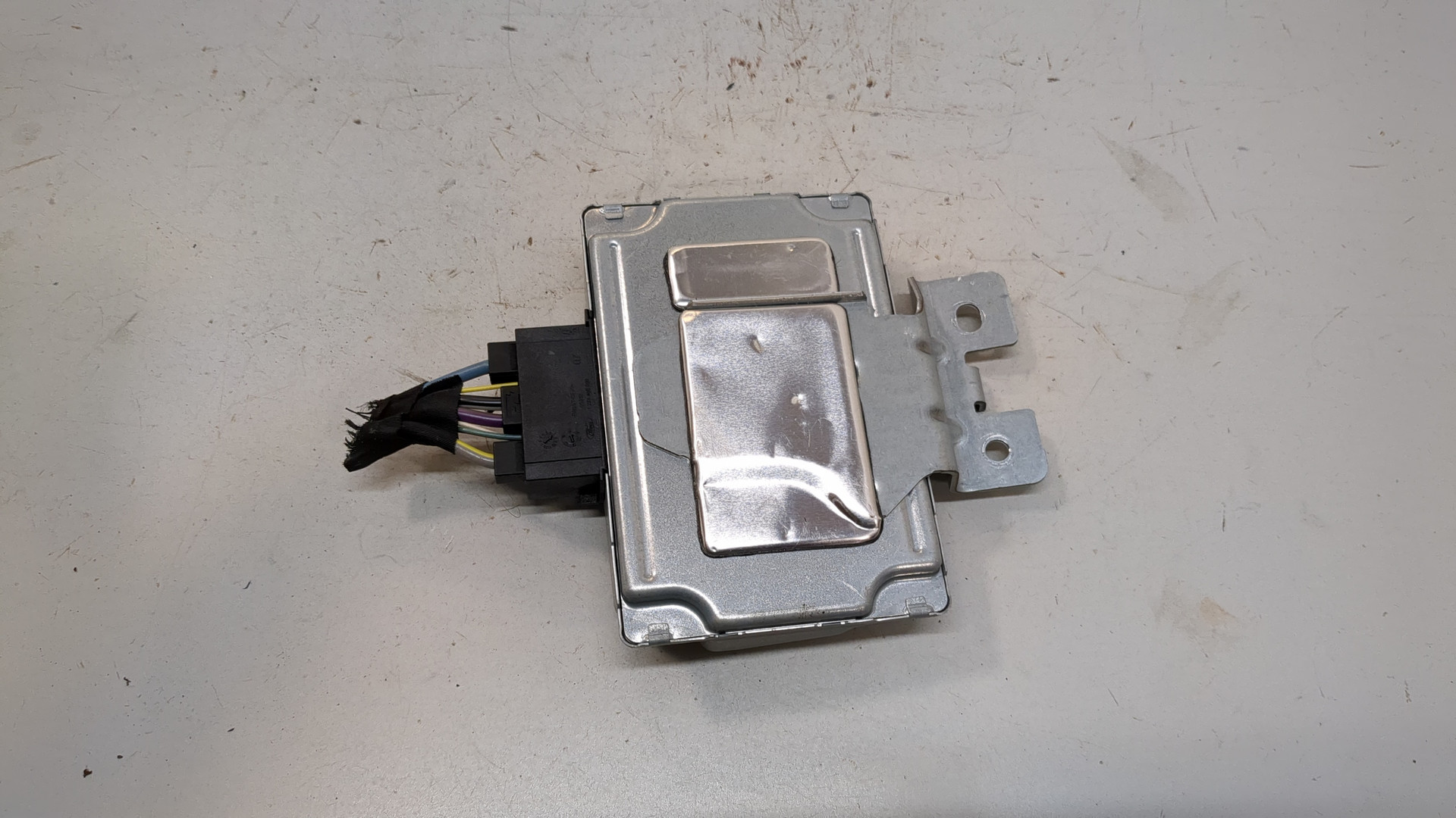 Преобразователь напряжения (адаптер)