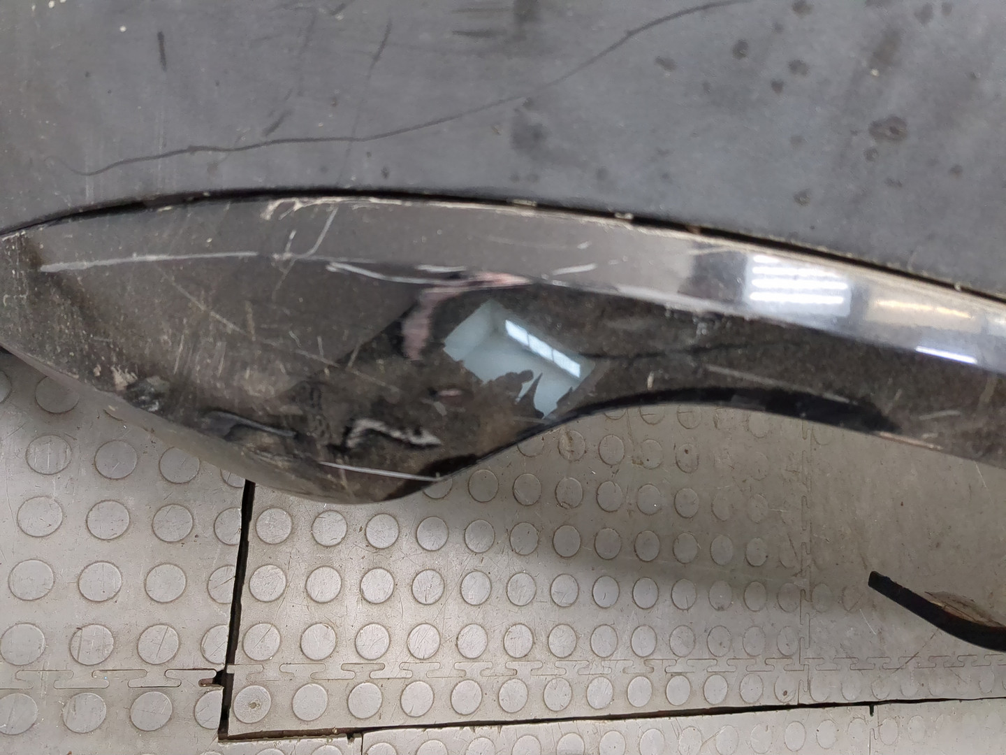 Бампер задний