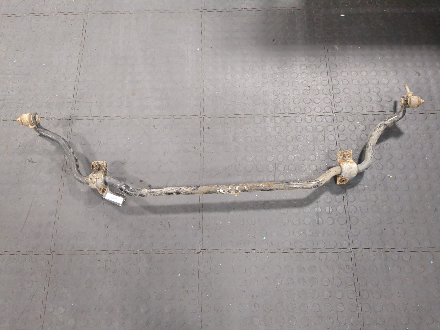 Стабилизатор передний