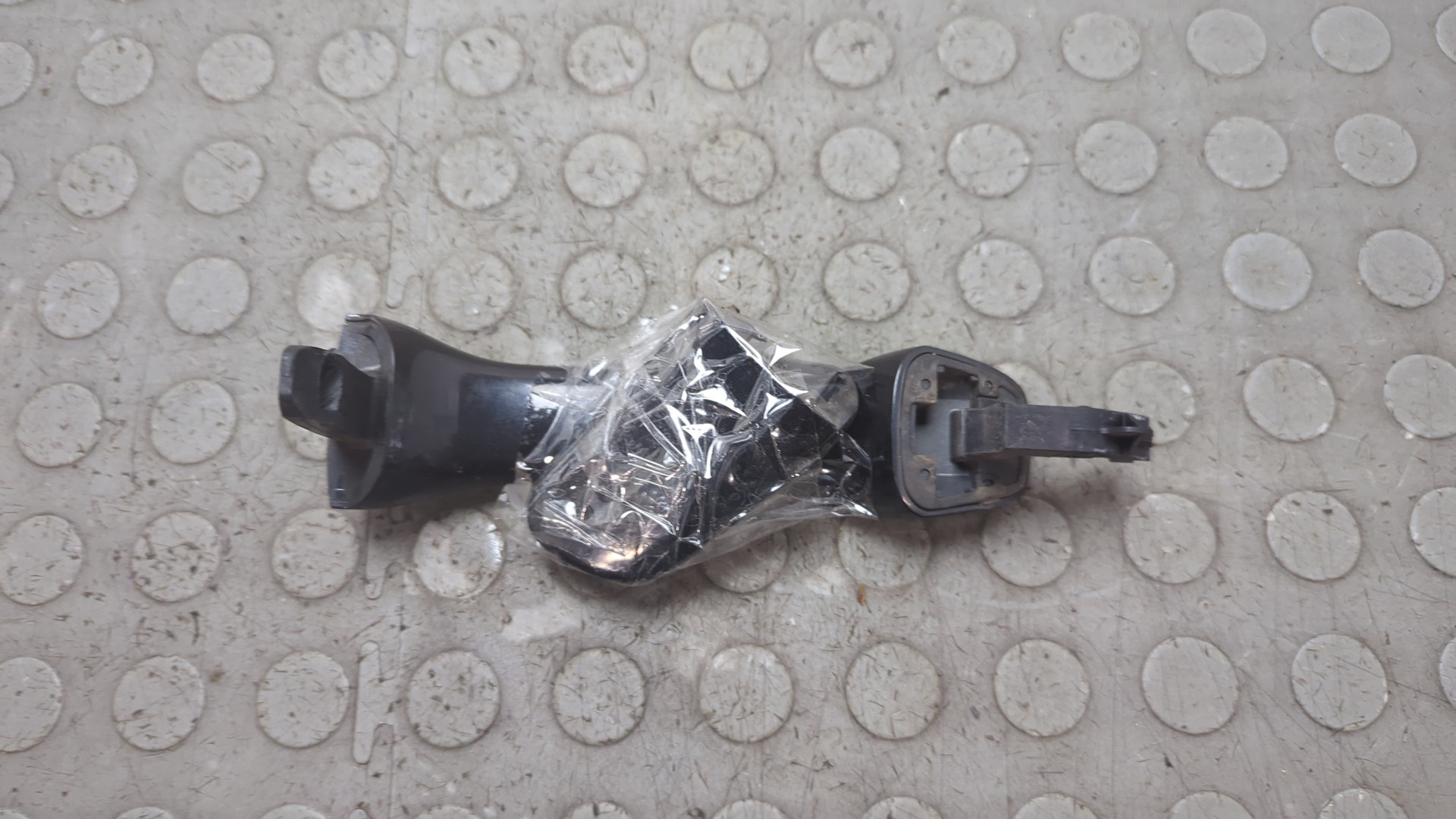 Ручка двери наружная