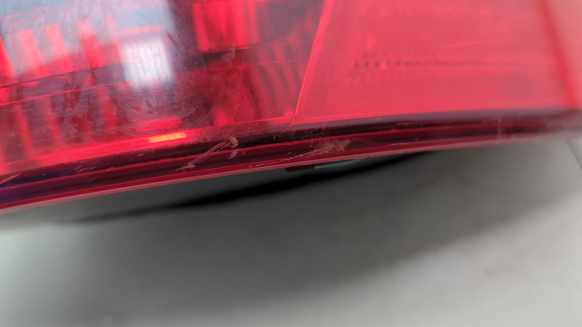 Фонарь задний правый