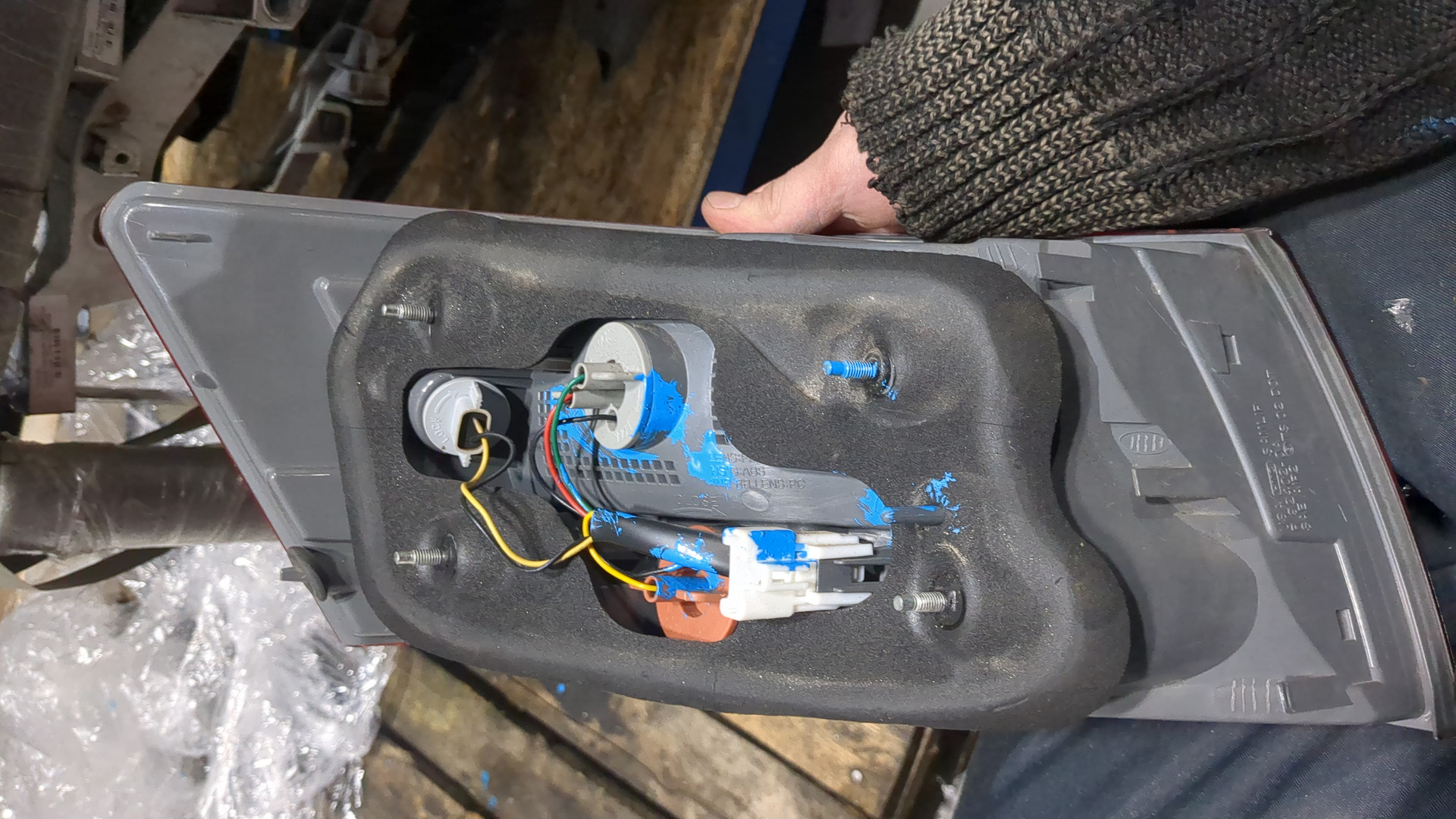 Фонарь задний правый