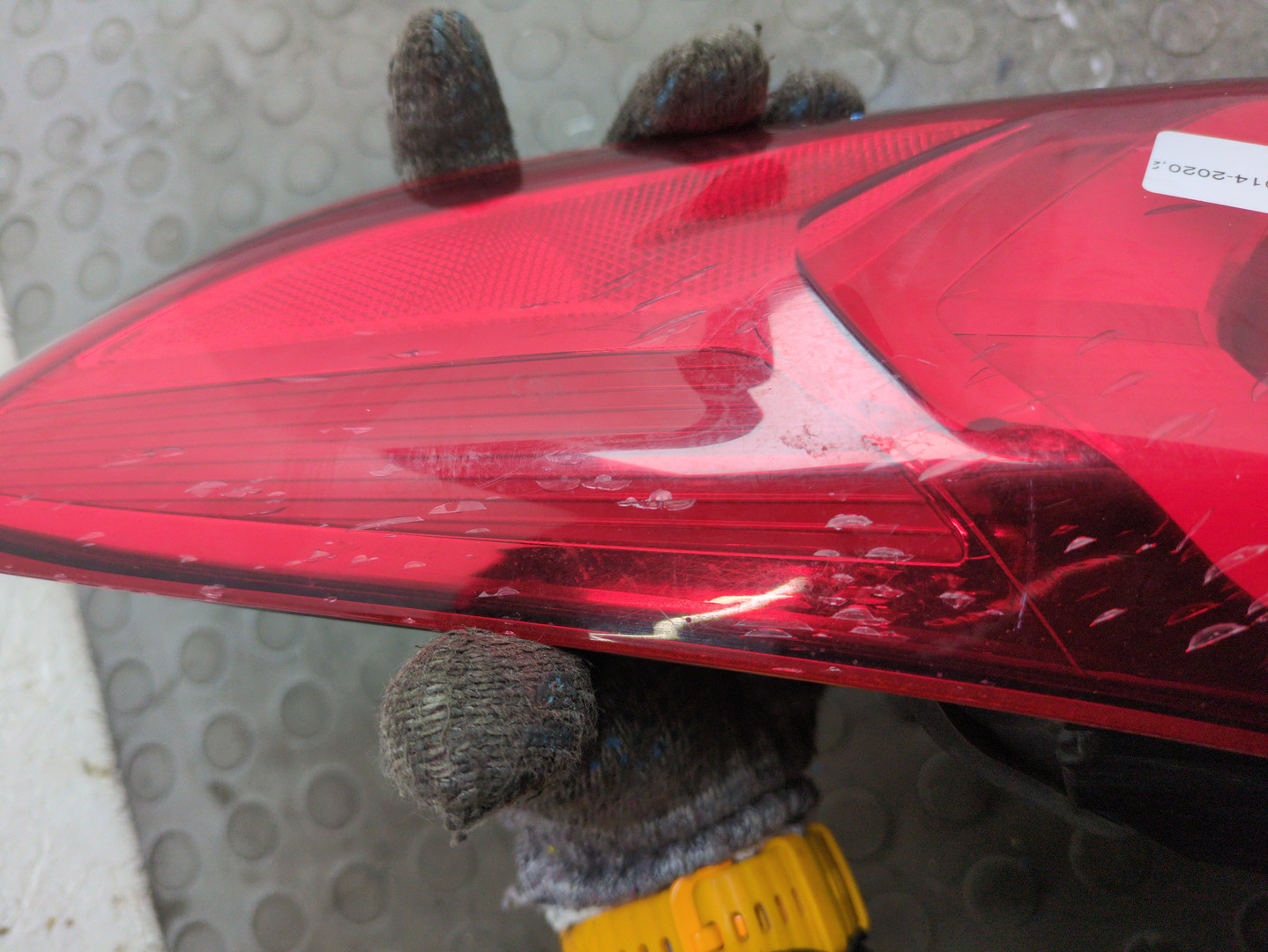 Фонарь задний правый