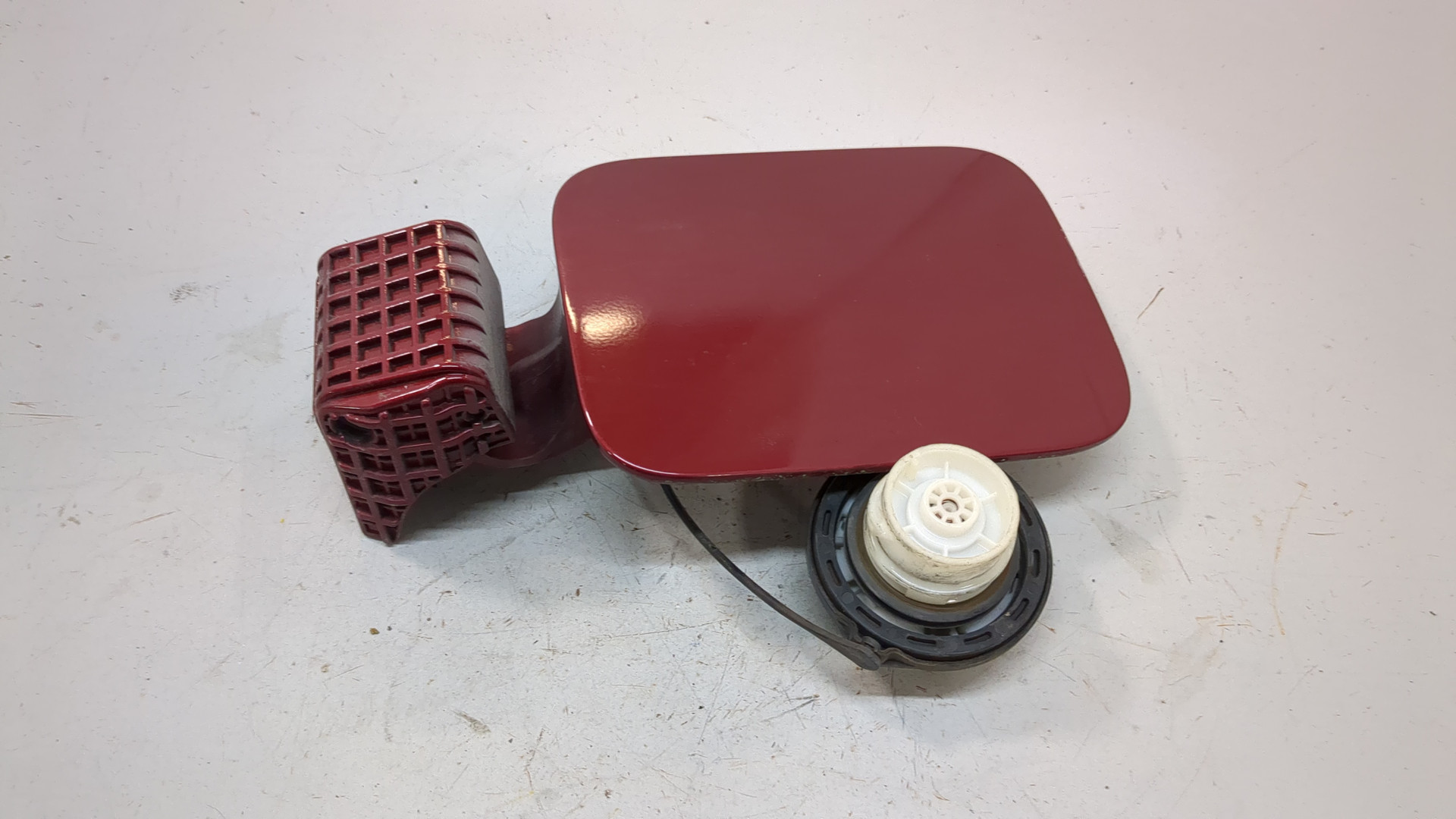 Лючок бензобака