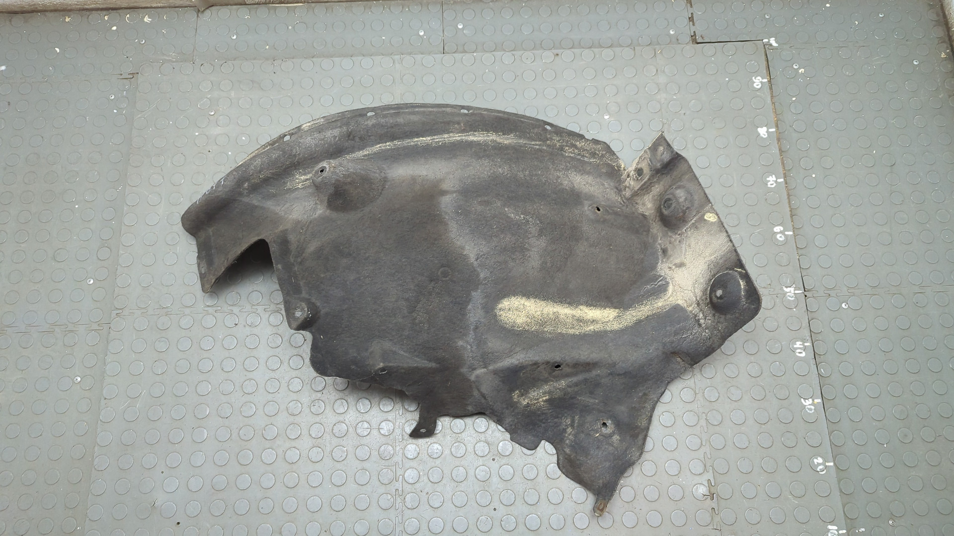 Локер передний правый