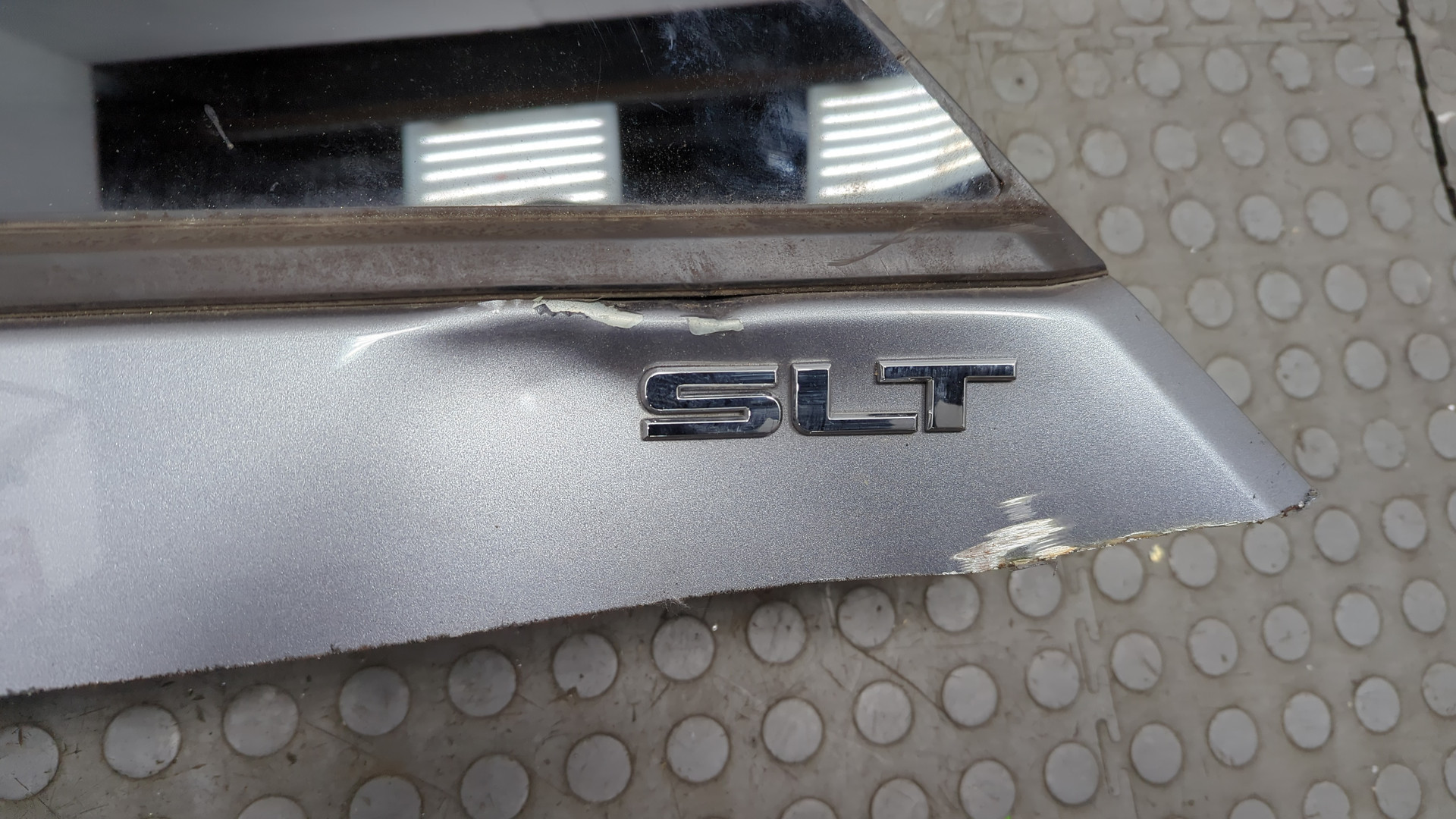 Стекло боковое